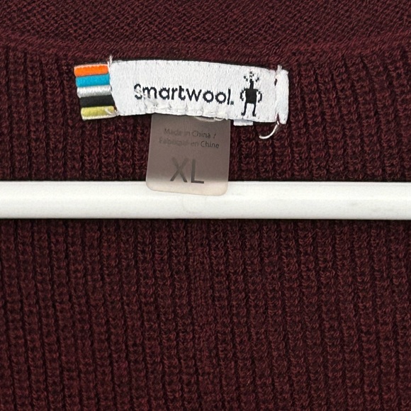 Women's V-Neck Burgundy Sweater - Picture 4 of 9